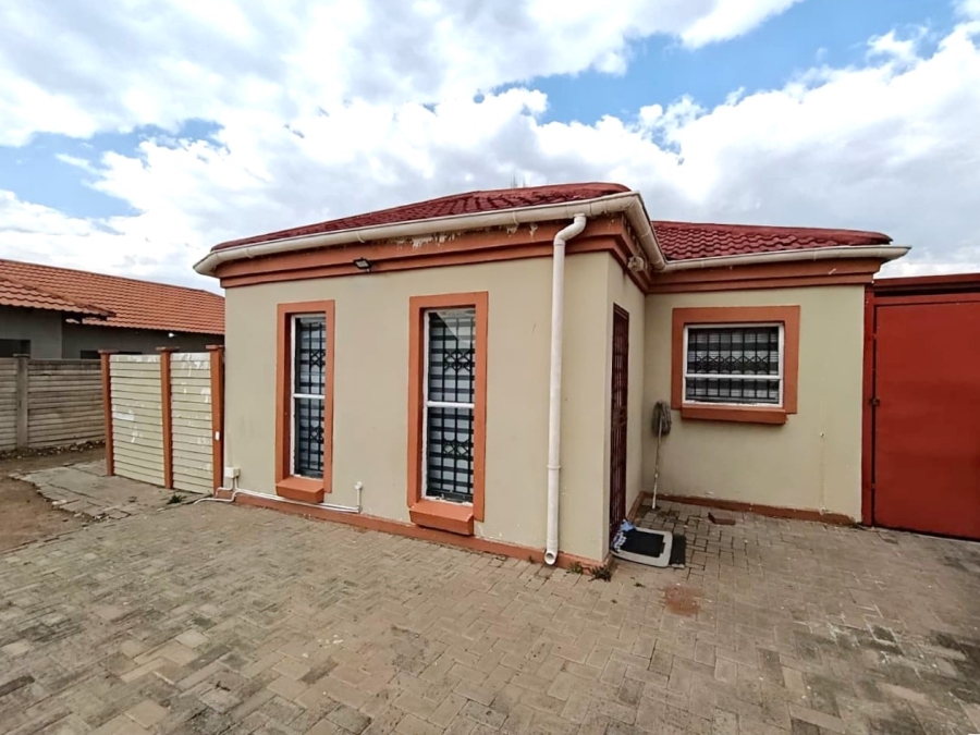 2 Bedroom Property for Sale in Vista Park Free State
